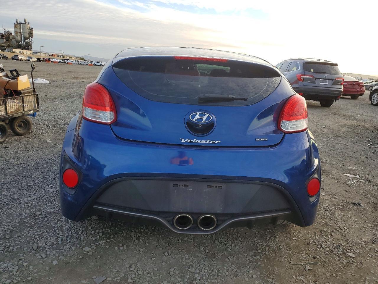 2016 HYUNDAI VELOSTER
