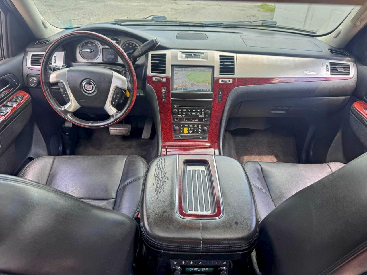 2012 CADILLAC ESCALADE
