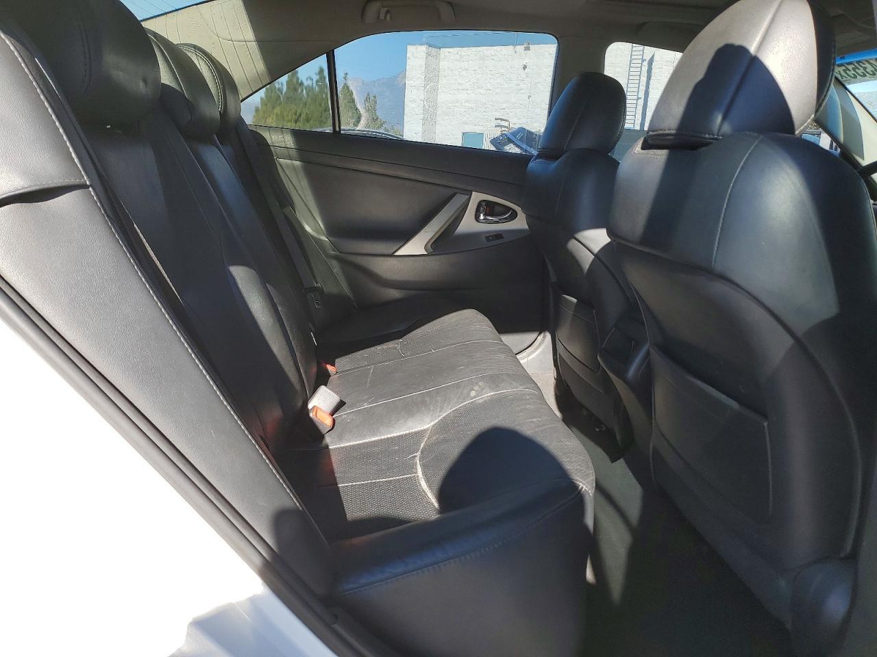 2010 TOYOTA CAMRY