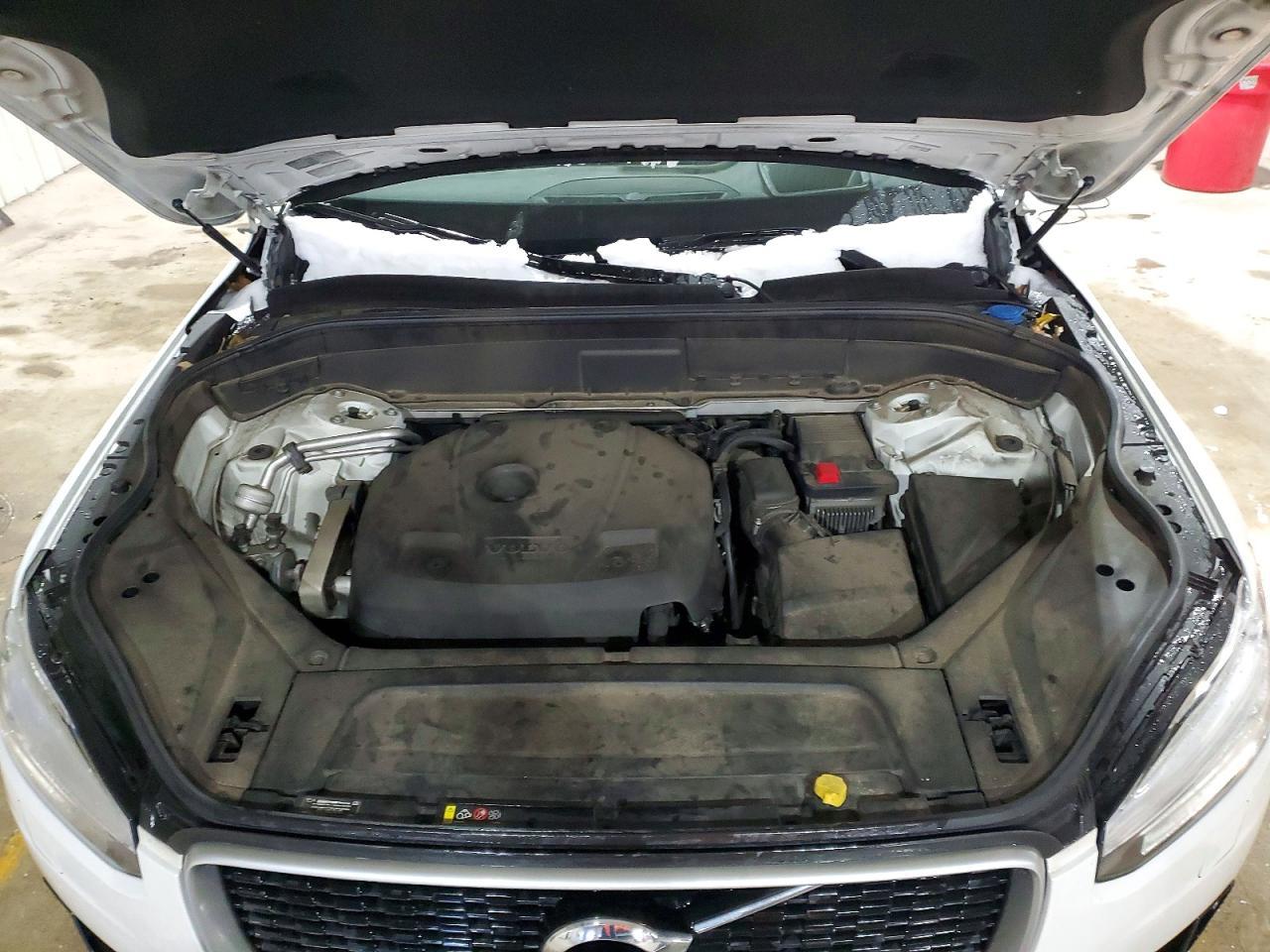2017 VOLVO XC90