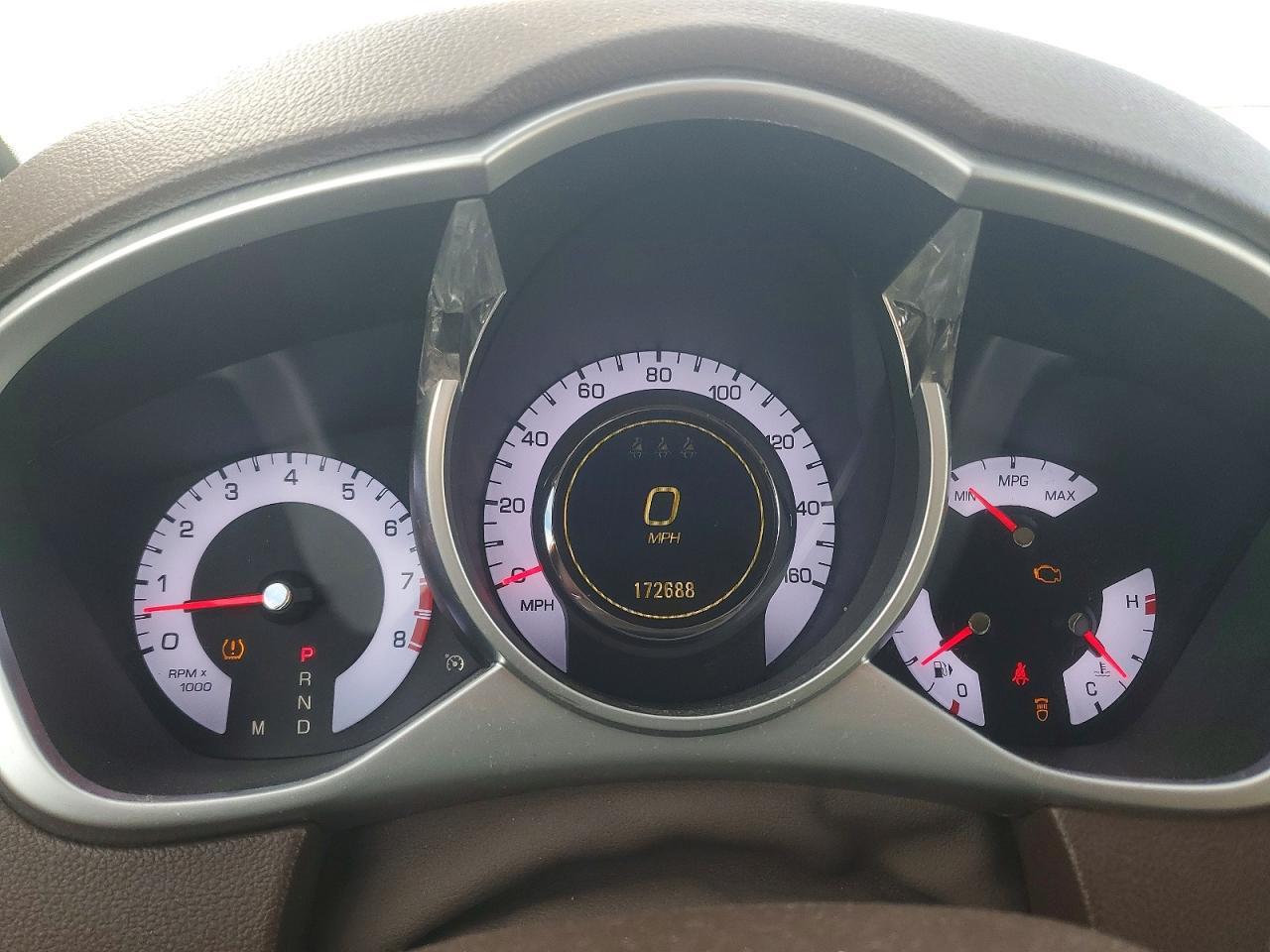 2010 CADILLAC SRX