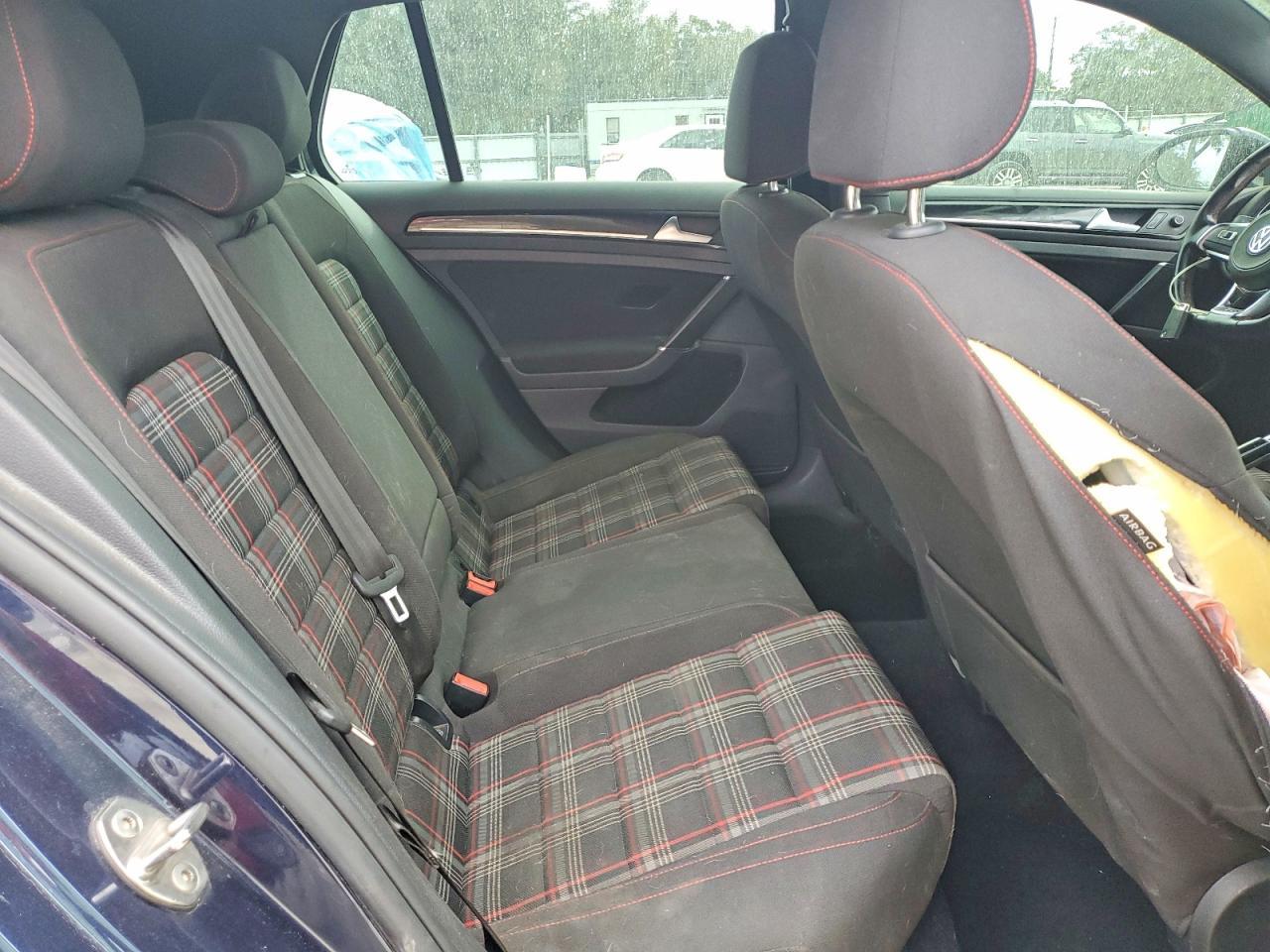 2017 VOLKSWAGEN GTI