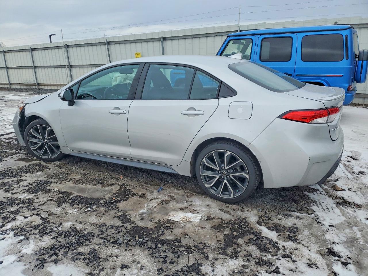 2022 TOYOTA COROLLA