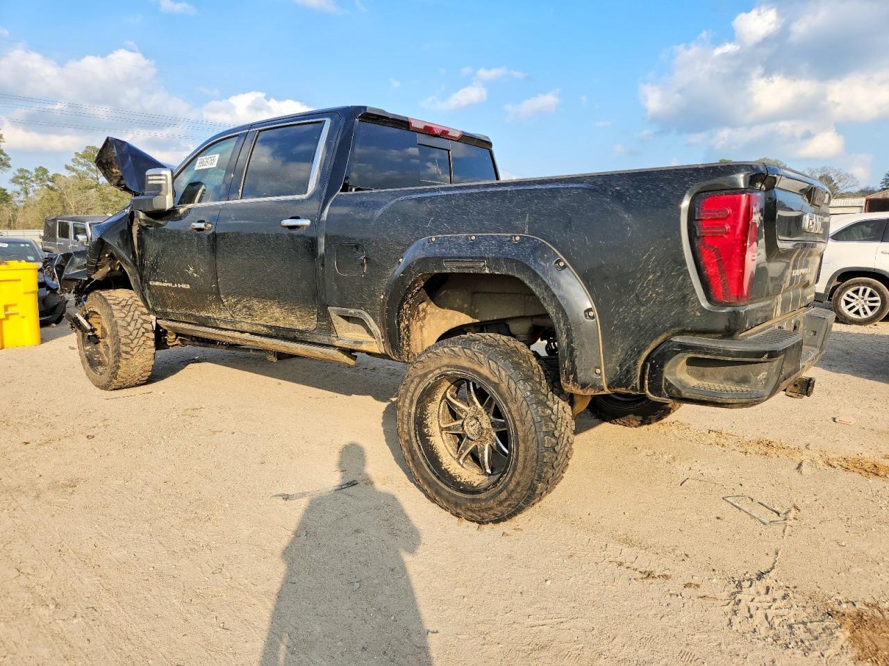 2024 GMC Sierra