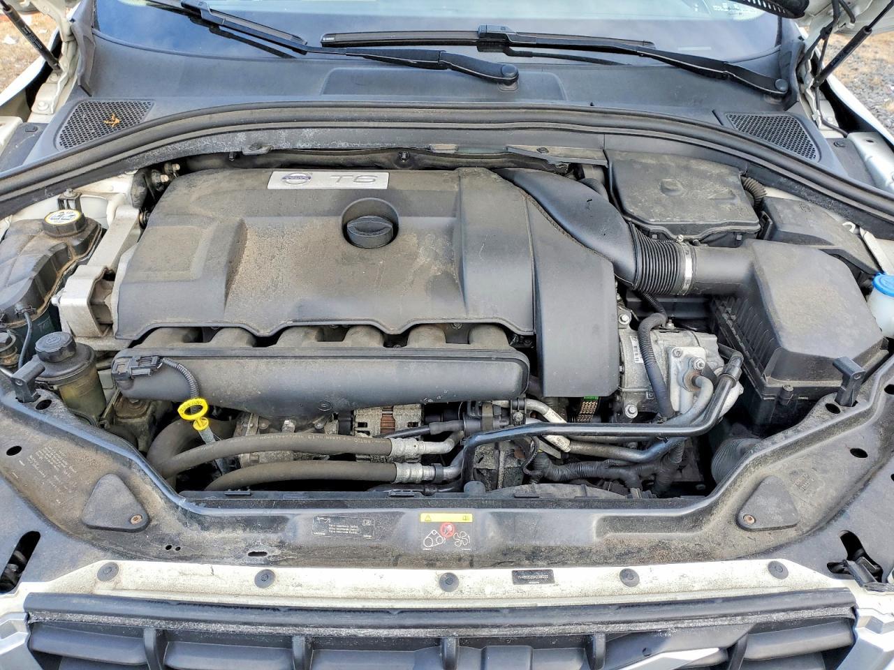 2010 VOLVO XC60