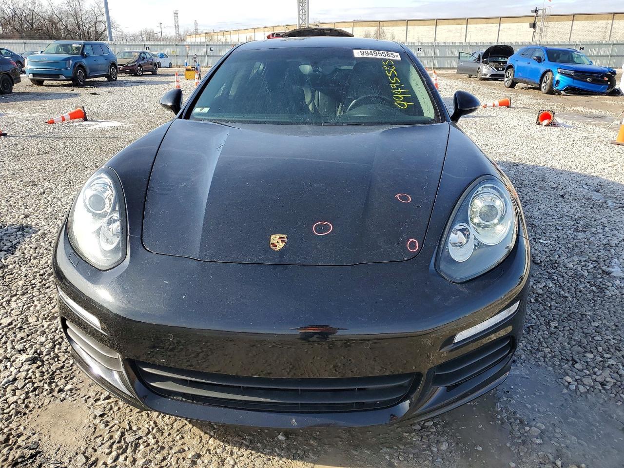 2016 PORSCHE Panamera