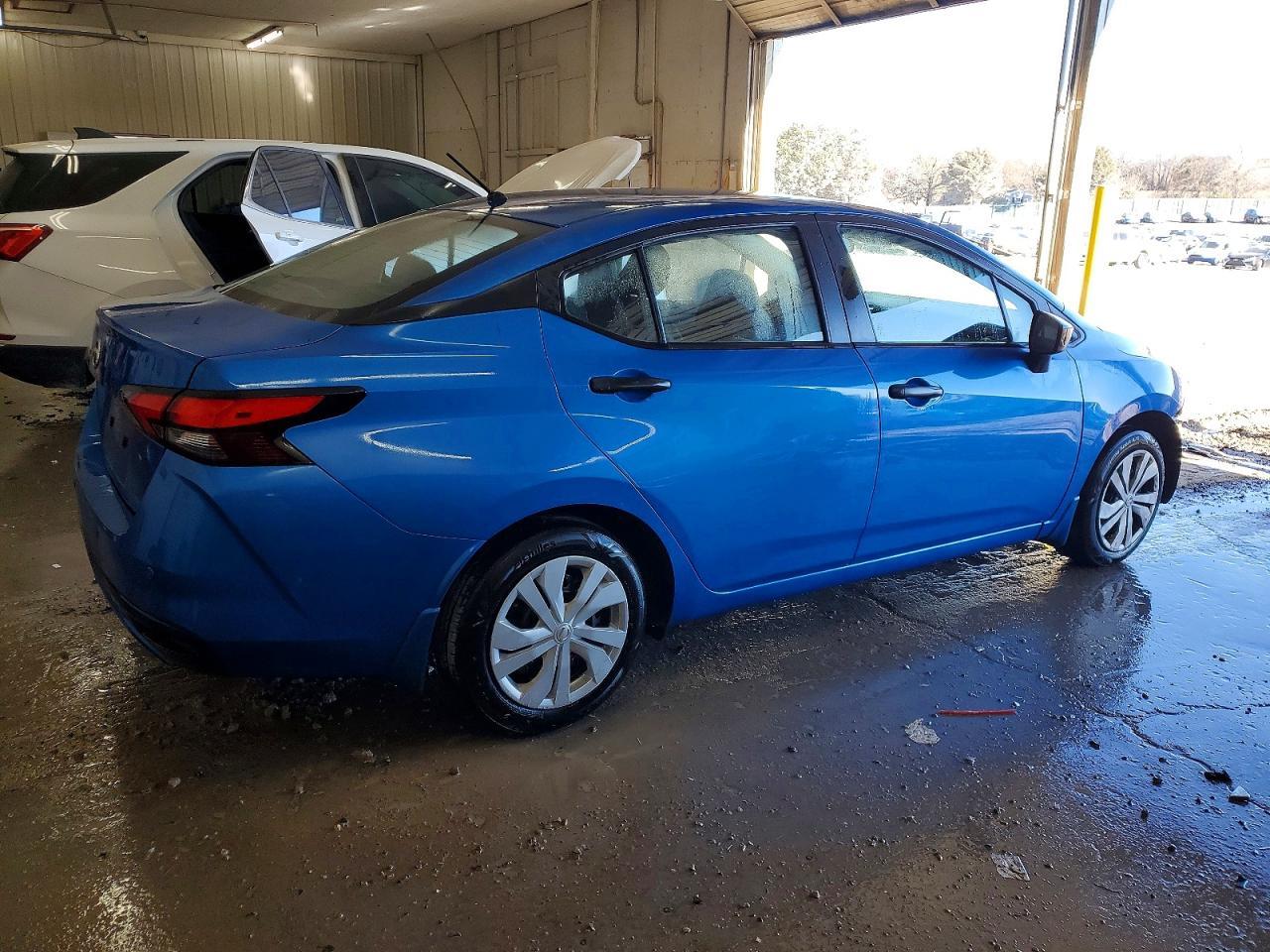 2021 NISSAN VERSA