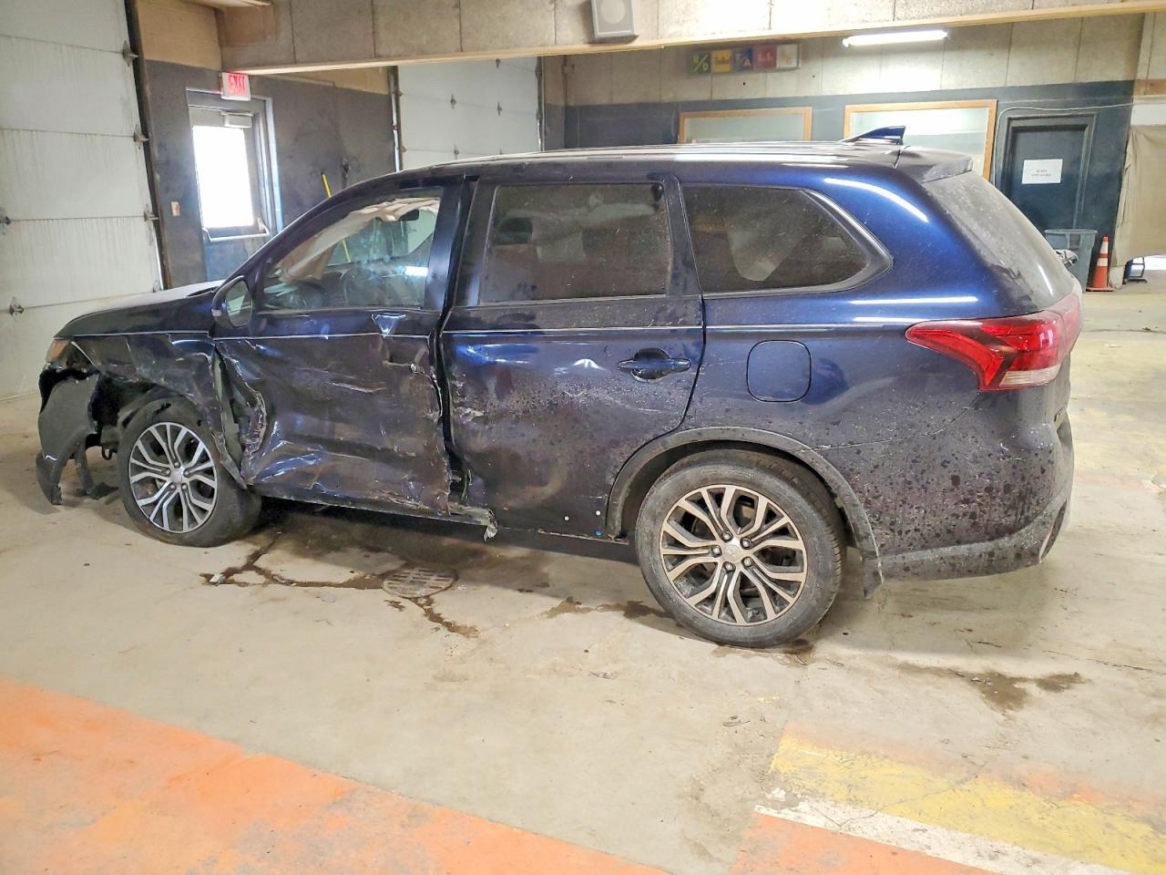 2018 MITSUBISHI outlander