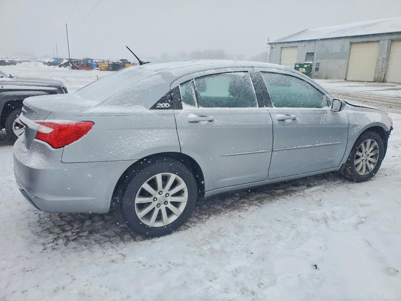 2014 CHRYSLER 200