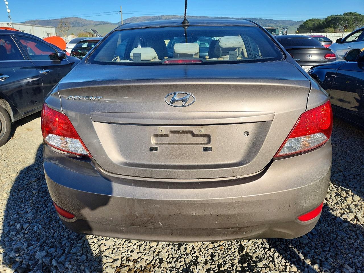 2014 HYUNDAI ACCENT