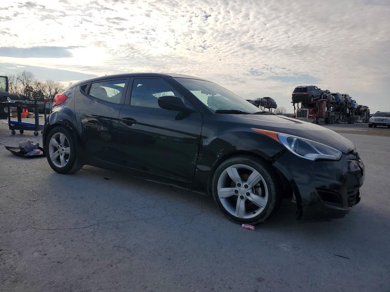 2013 HYUNDAI VELOSTER