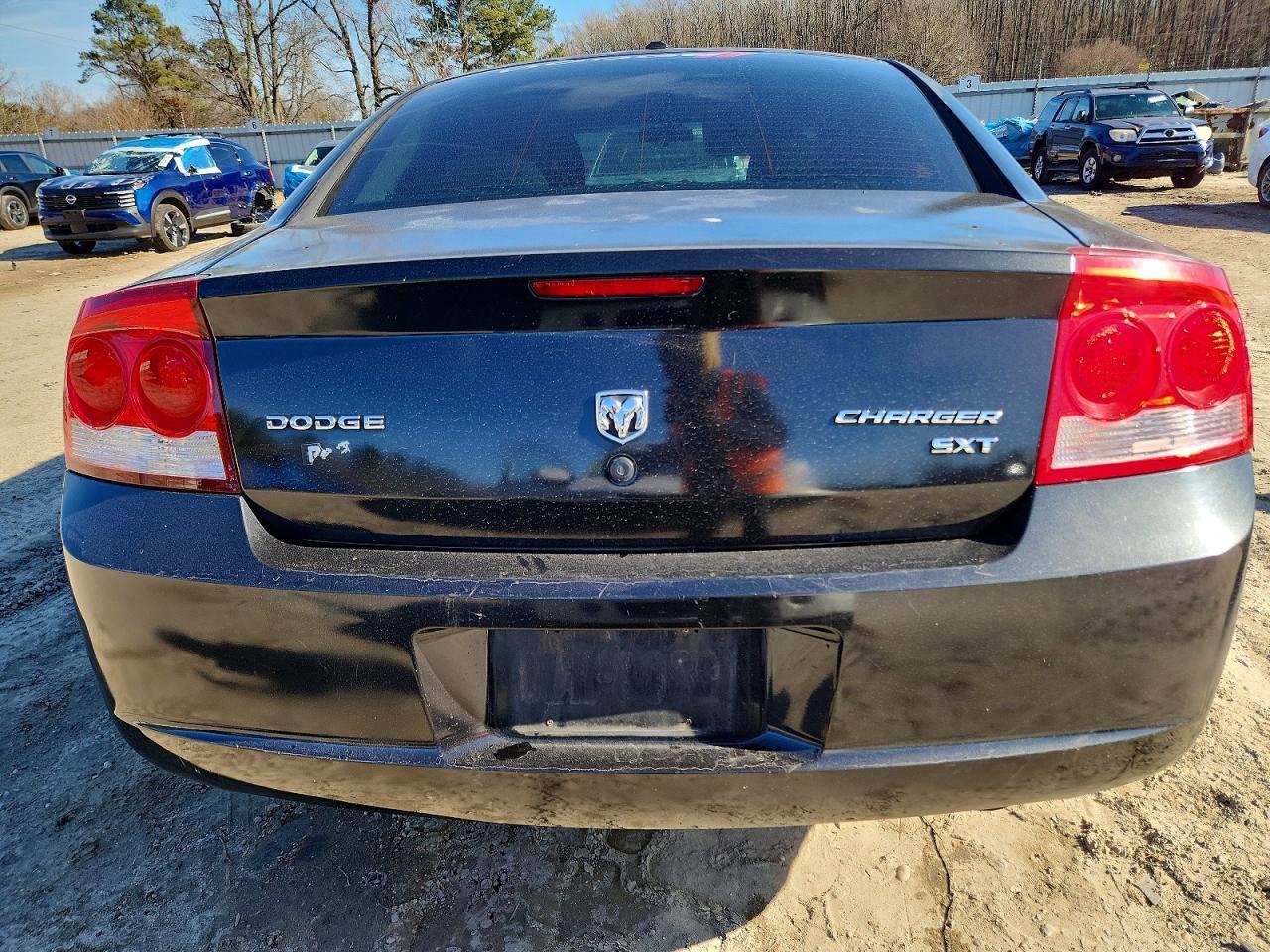 2010 DODGE CHARGER