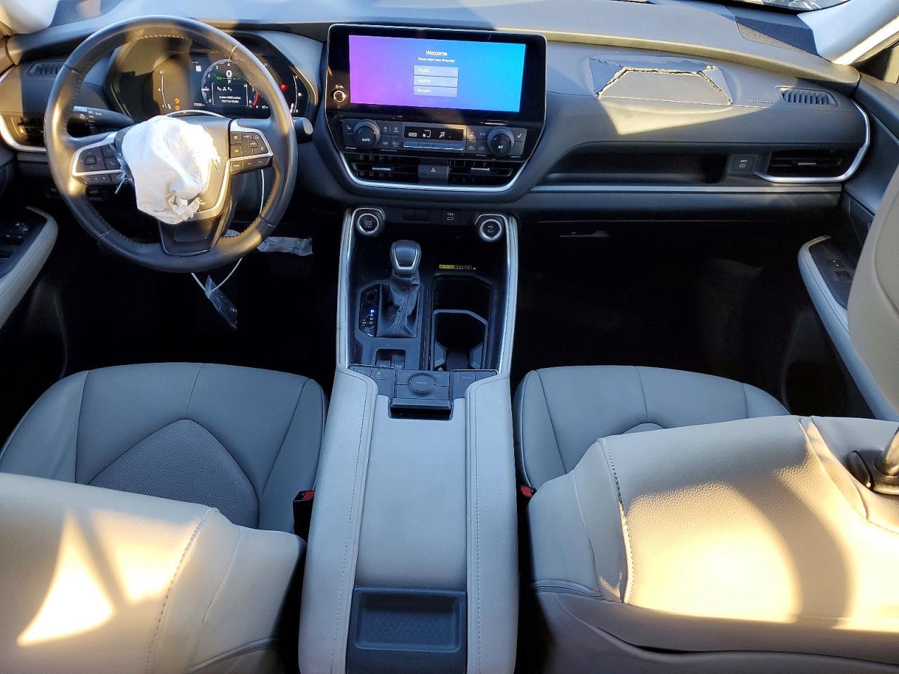 2024 TOYOTA HIGHLANDER