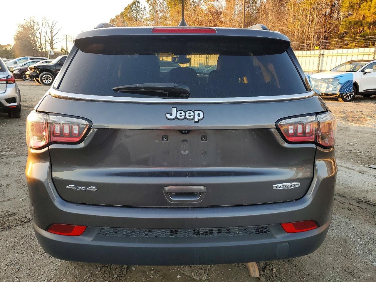2021 JEEP Compass