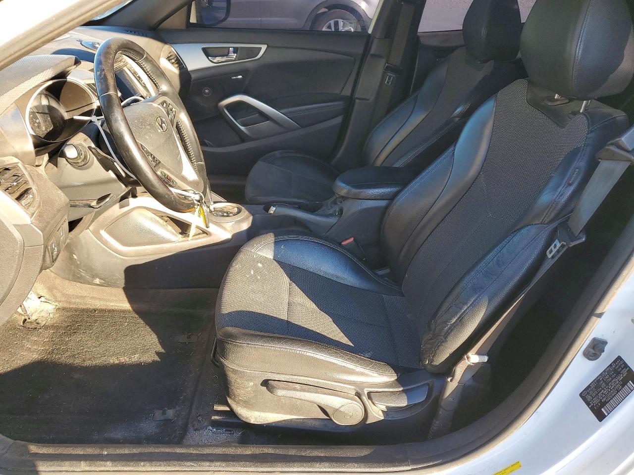 2016 HYUNDAI VELOSTER