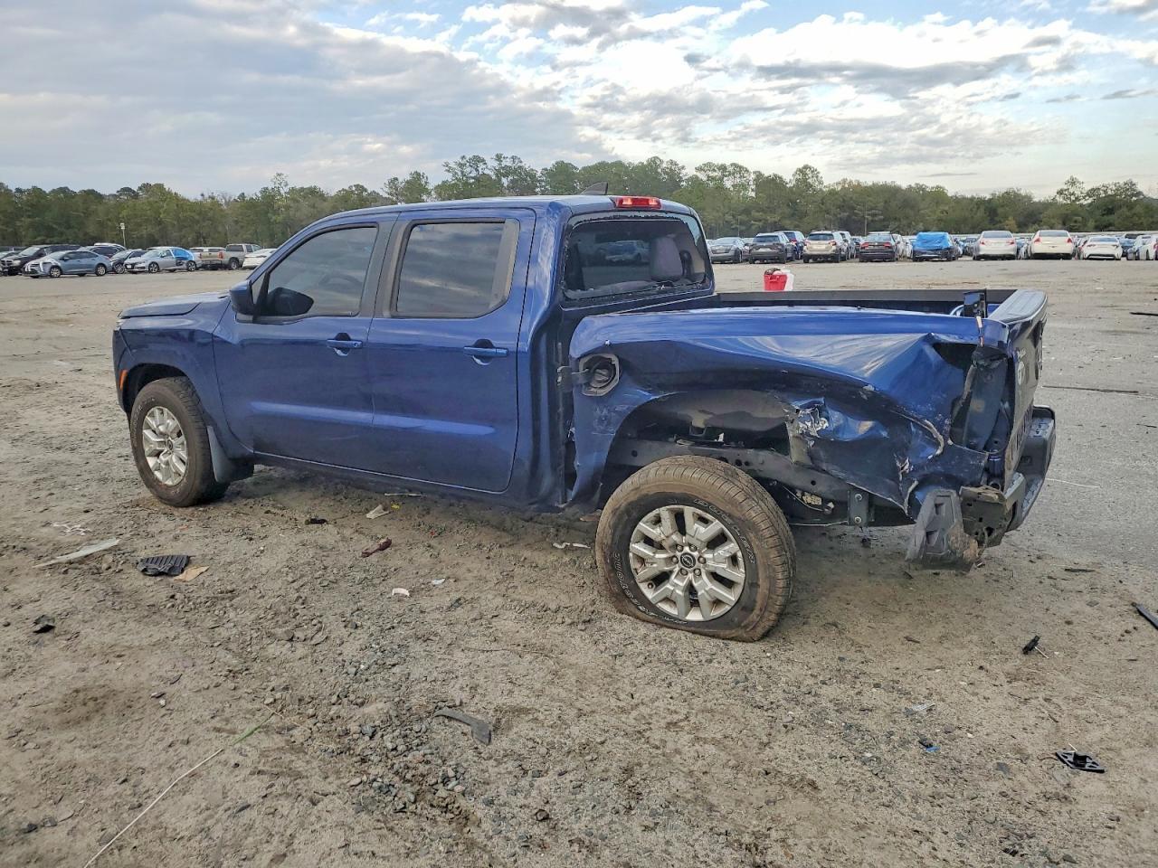 2022 NISSAN Frontier