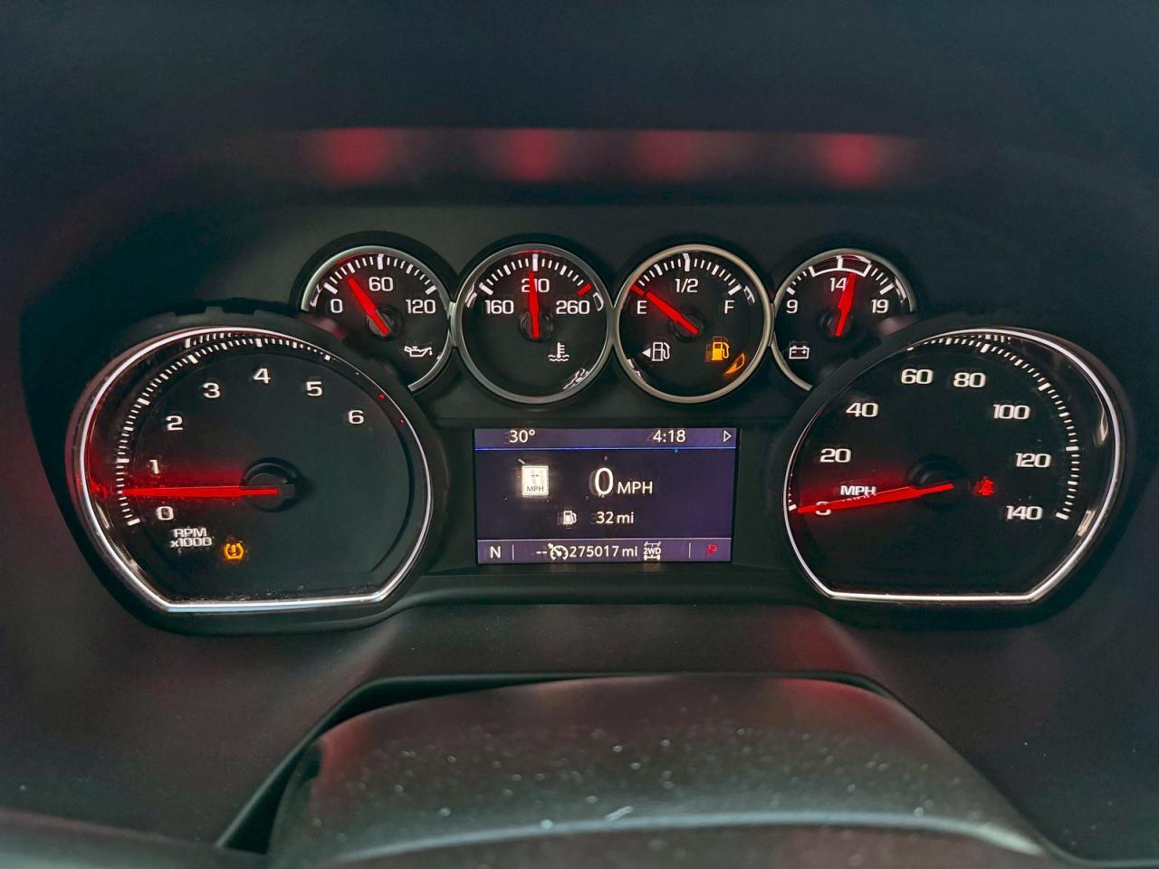 2021 CHEVROLET Suburban