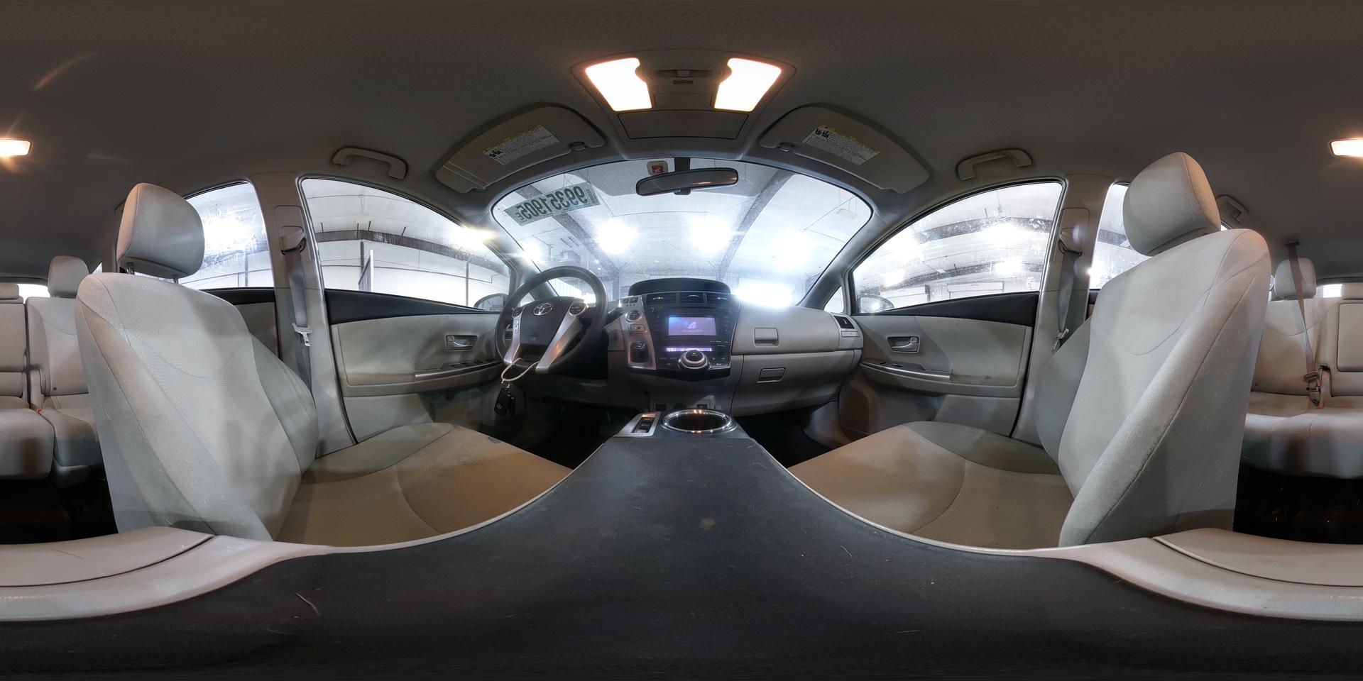 2012 TOYOTA PRIUS V