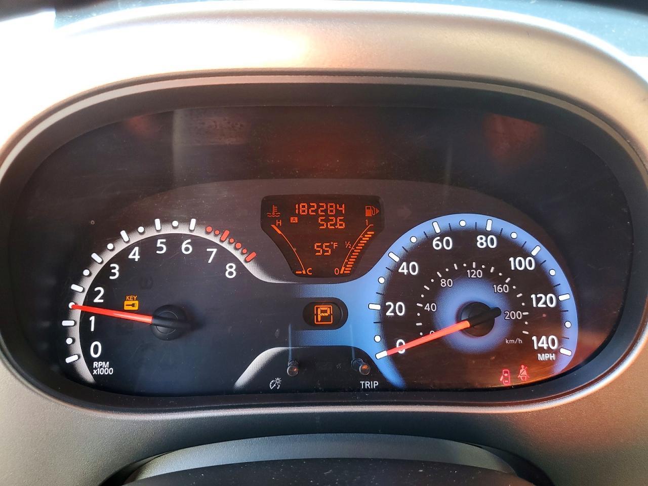 2010 NISSAN CUBE