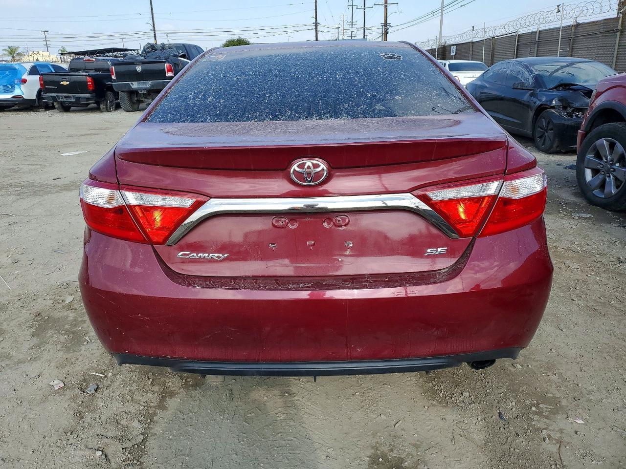 2016 TOYOTA CAMRY
