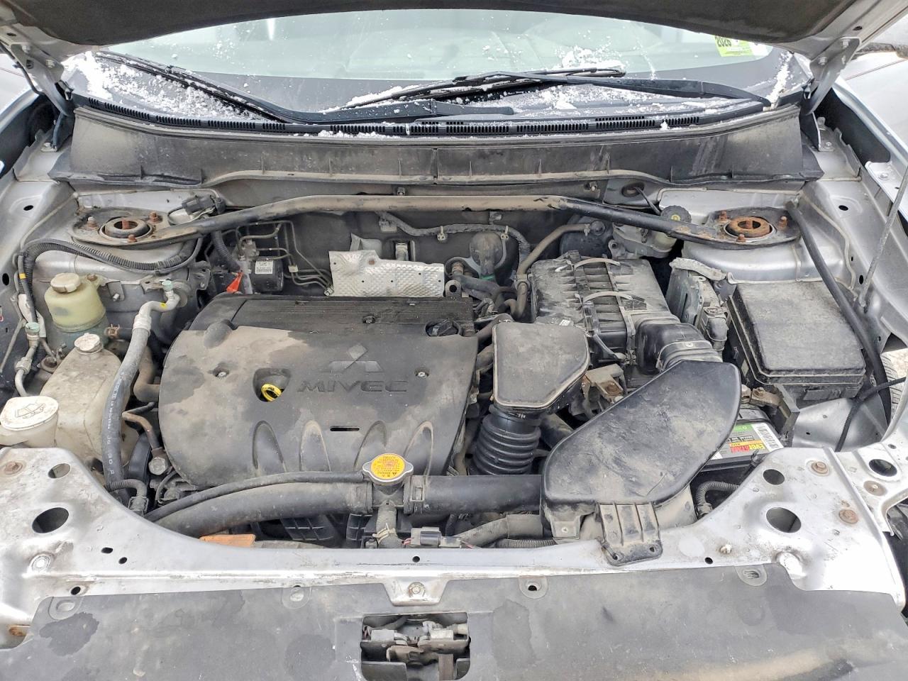 2011 MITSUBISHI outlander