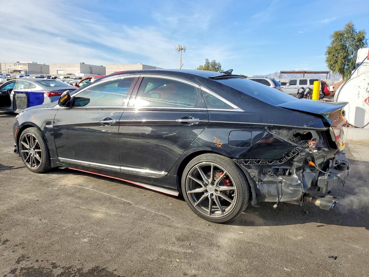 2011 HYUNDAI SONATA