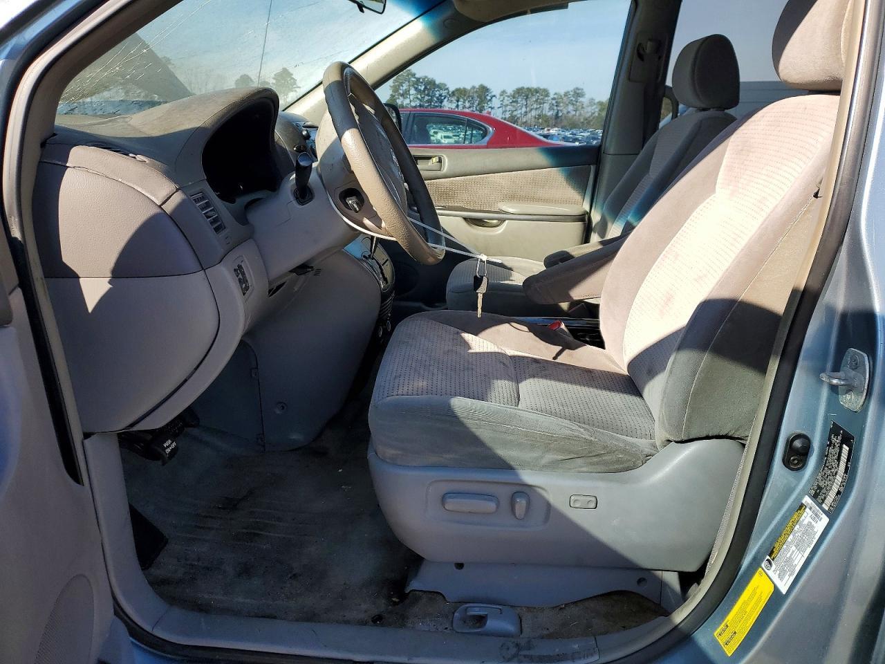 2006 TOYOTA SIENNA