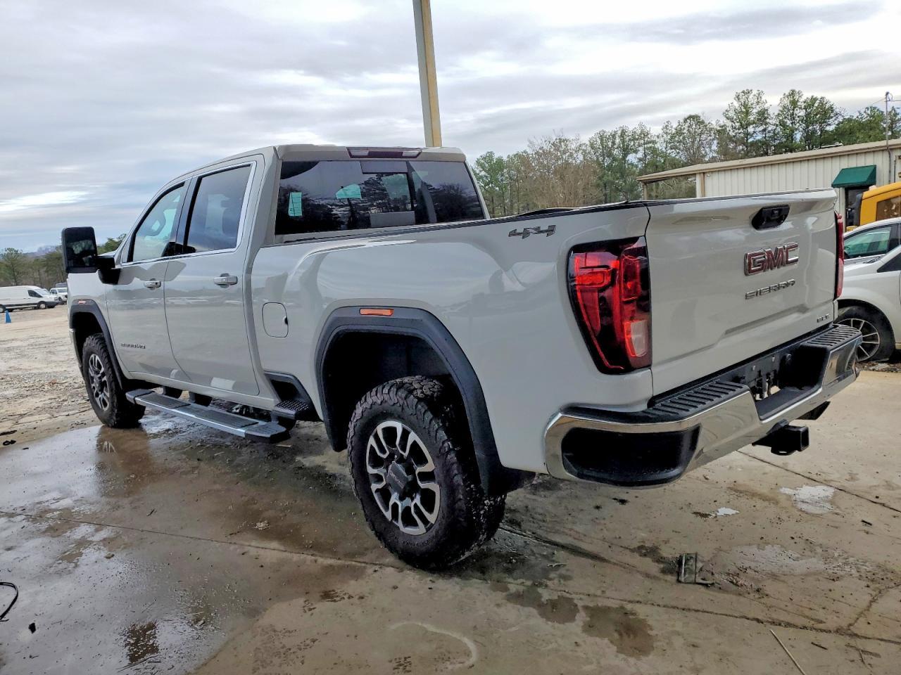 2021 GMC Sierra