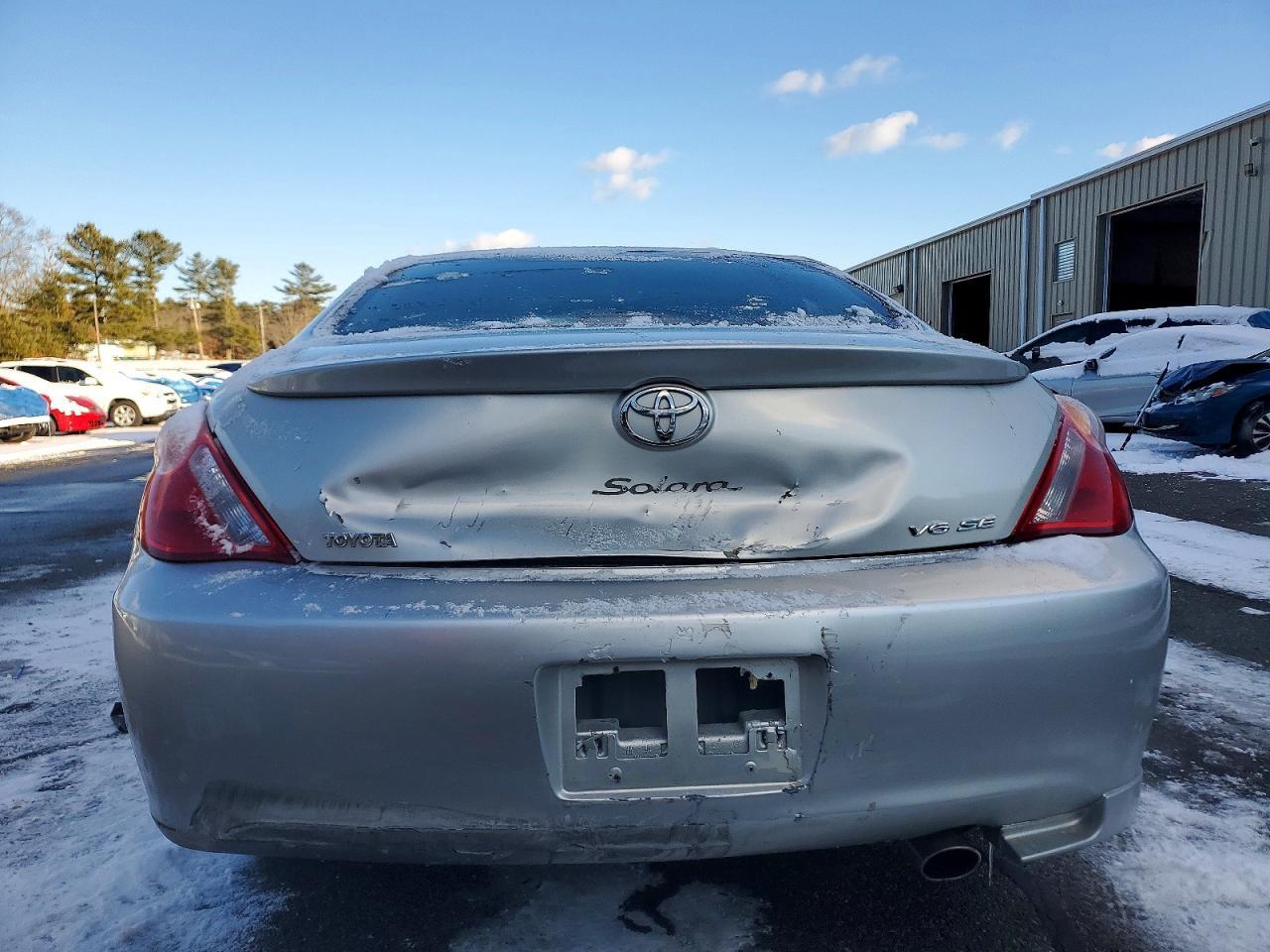 2004 TOYOTA CAMRY