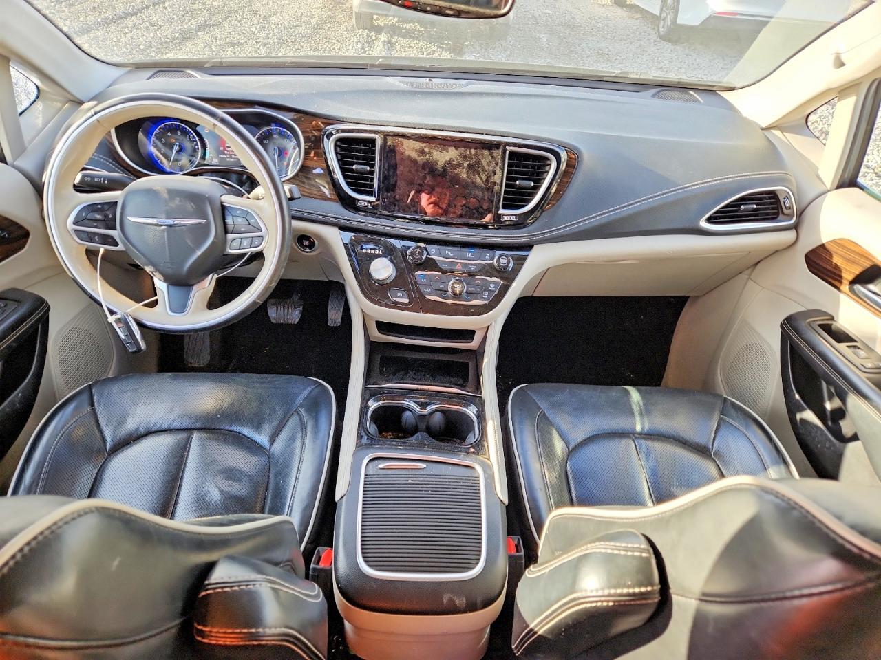 2021 CHRYSLER Pacifica