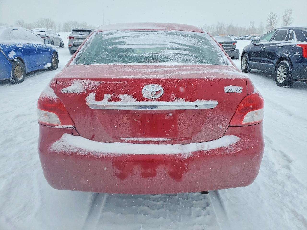 2011 TOYOTA YARIS