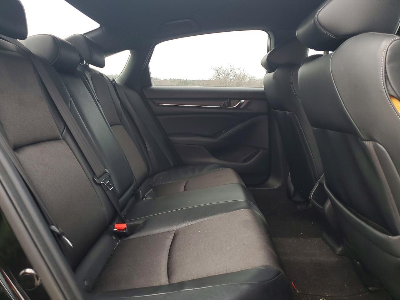 2018 HONDA ACCORD