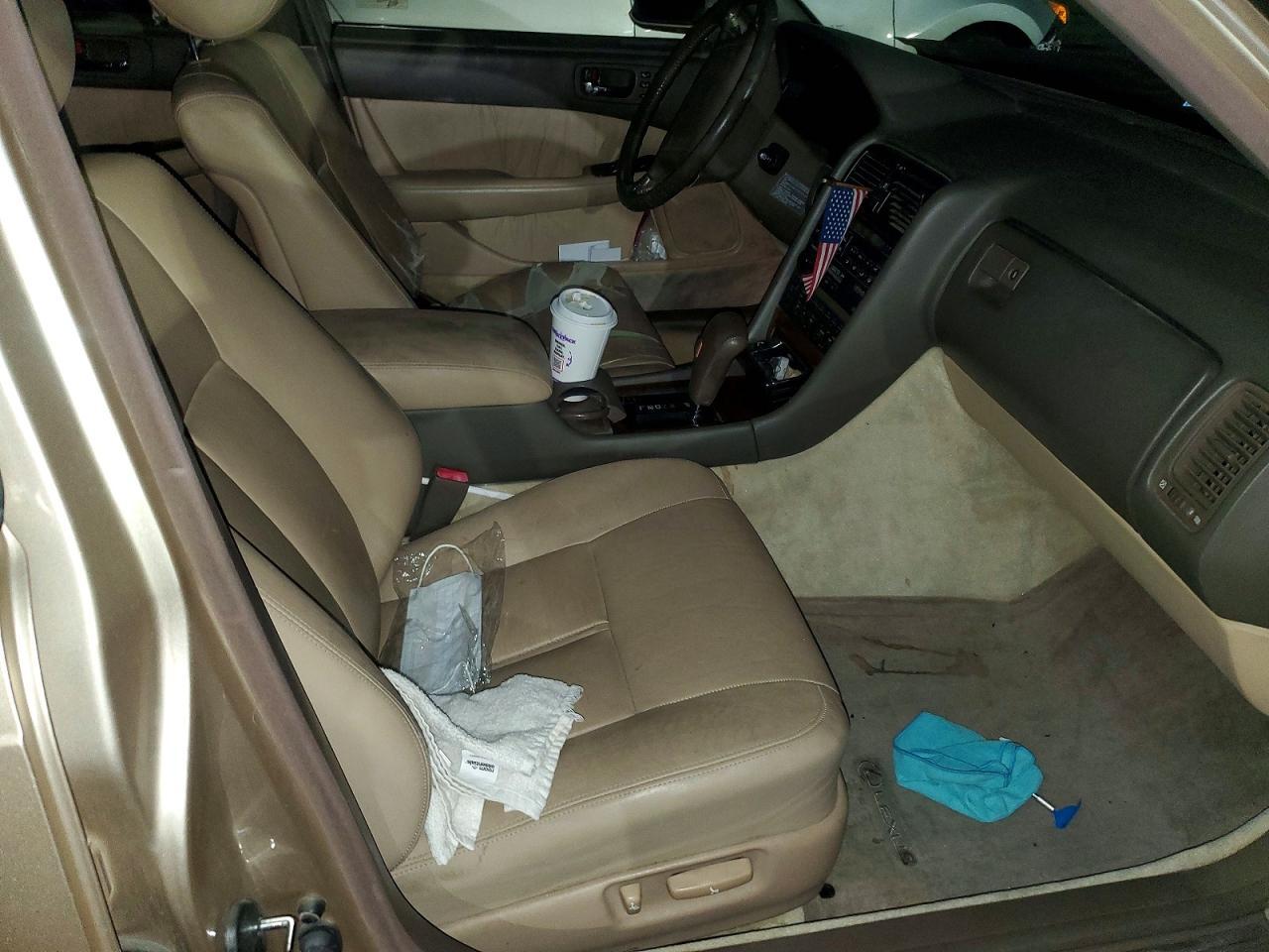 1992 LEXUS Ls 400