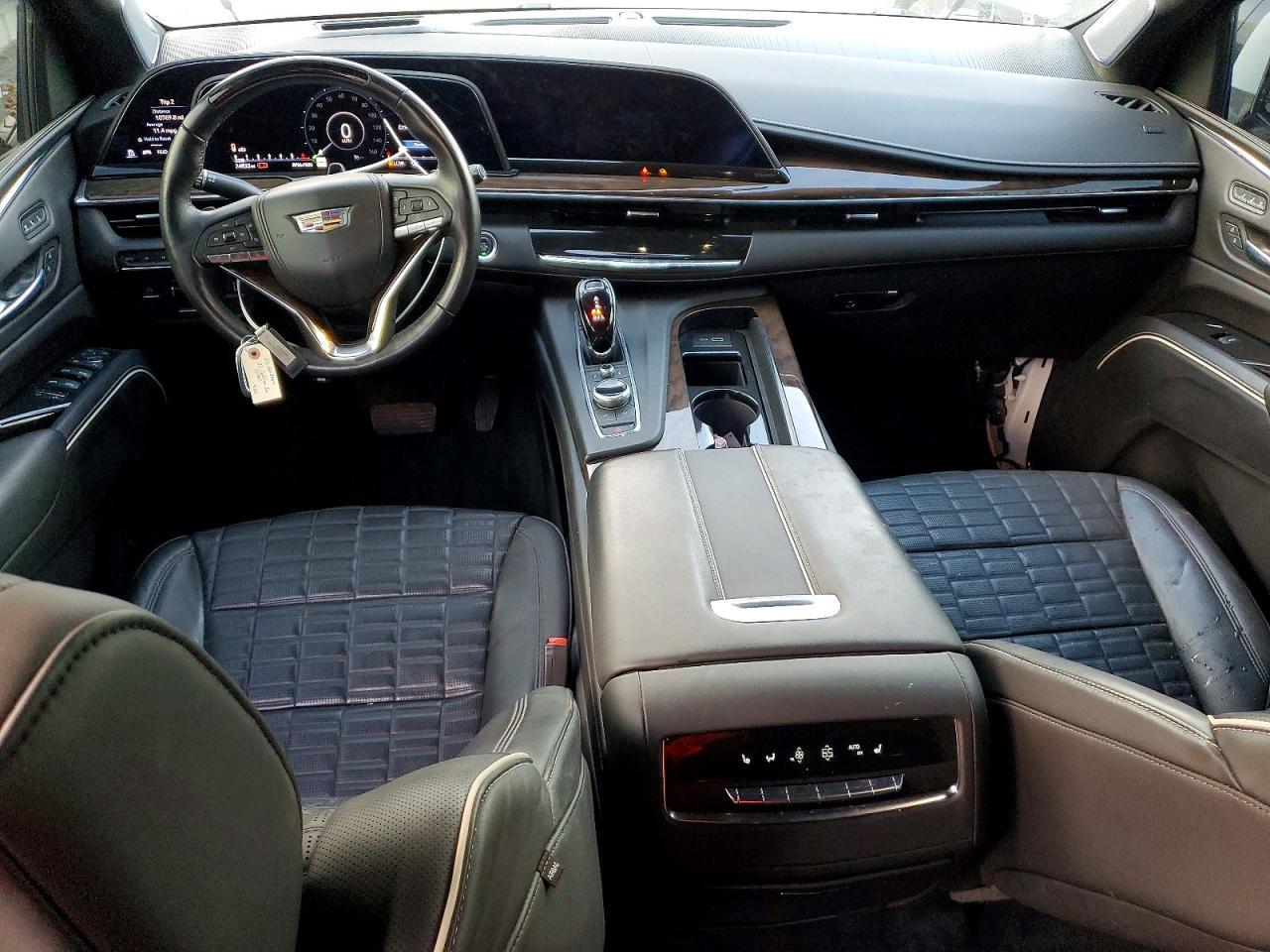 2023 CADILLAC ESCALADE