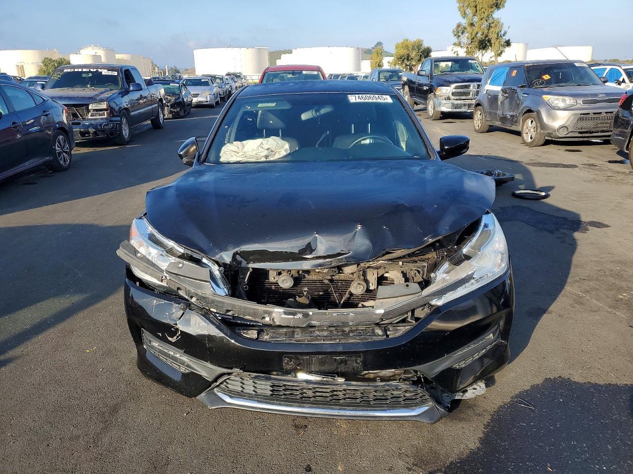 2017 HONDA ACCORD