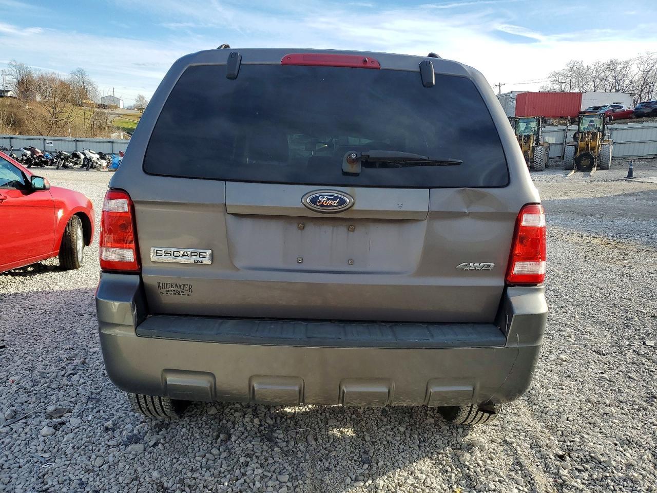 2009 FORD ESCAPE