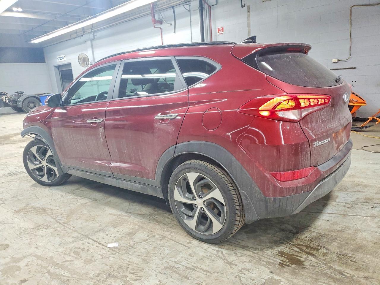 2016 HYUNDAI TUCSON