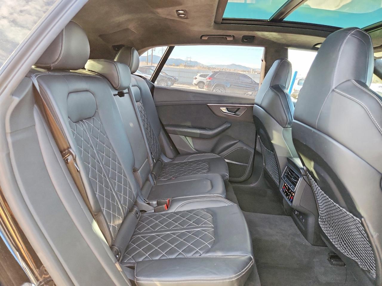 2021 AUDI SQ8