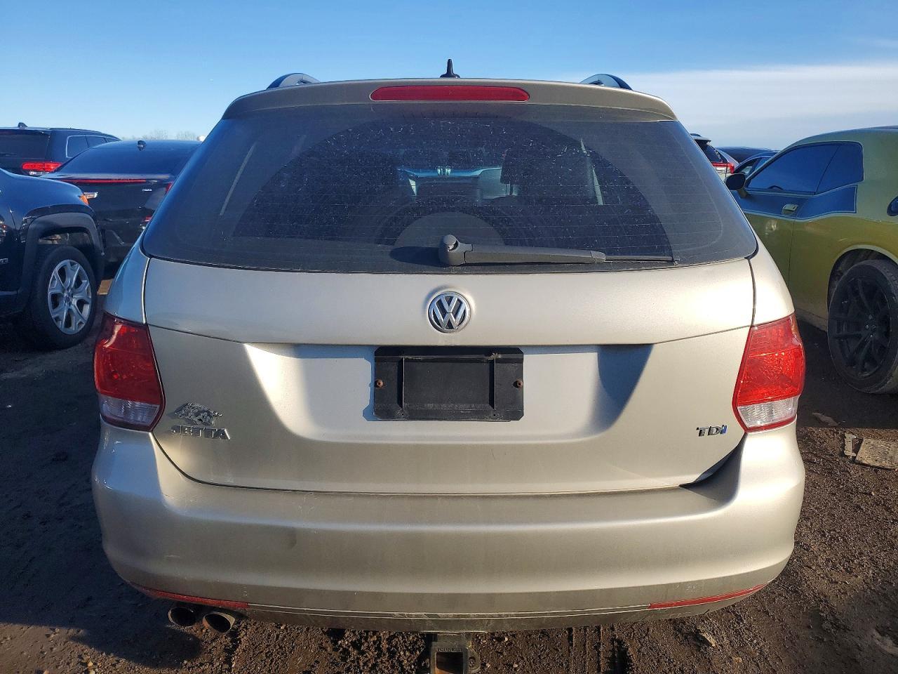 2013 VOLKSWAGEN JETTA