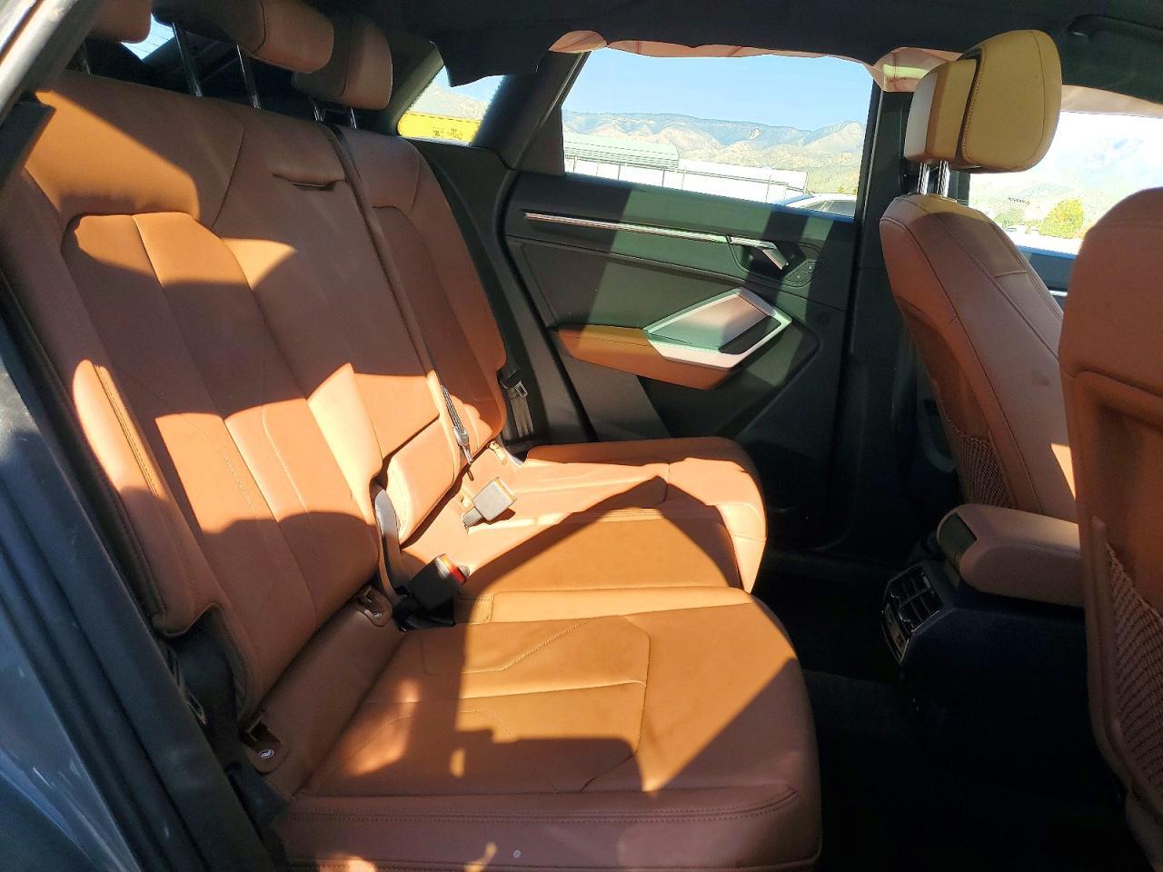 2024 AUDI Q3