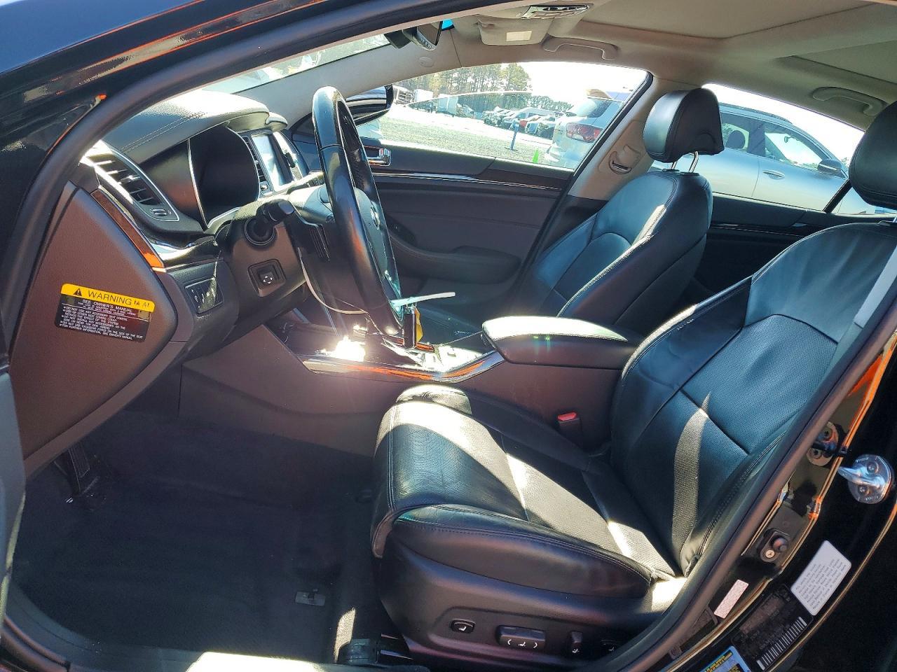 2015 KIA Cadenza