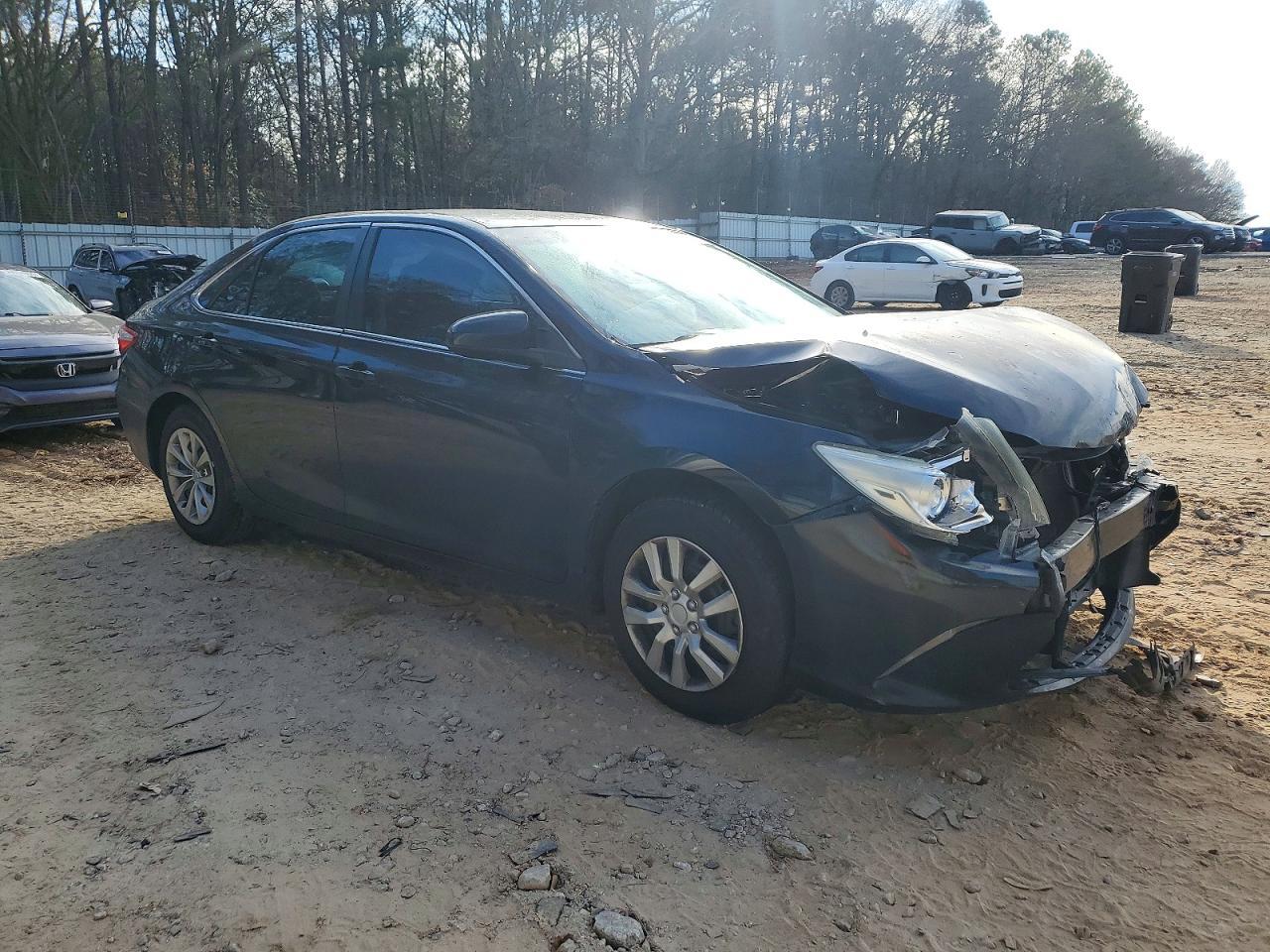 2016 TOYOTA CAMRY