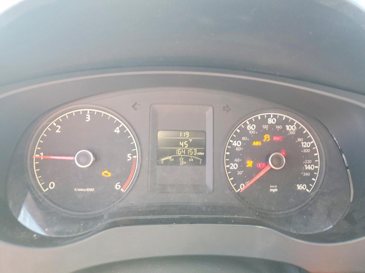 2011 VOLKSWAGEN JETTA