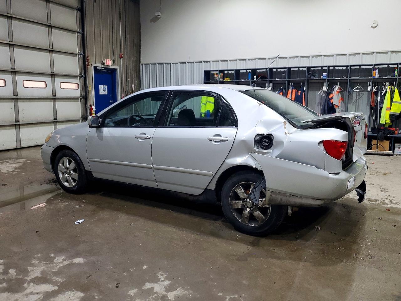 2004 TOYOTA COROLLA