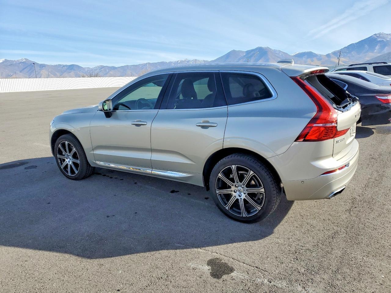 2018 VOLVO XC60