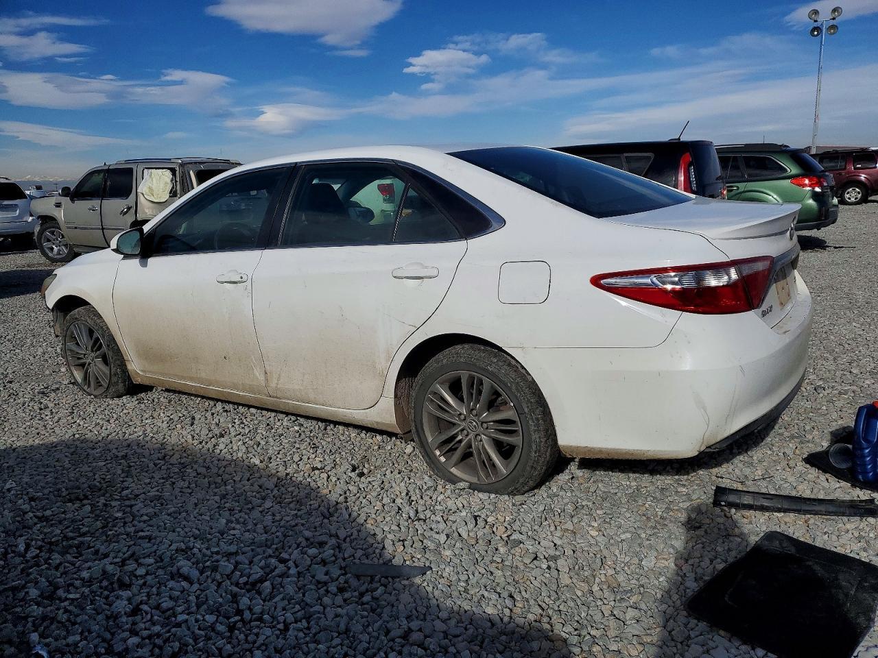 2015 TOYOTA CAMRY