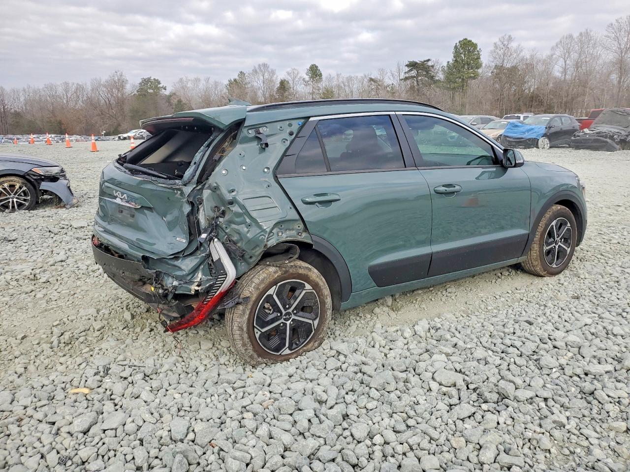 2023 KIA Niro