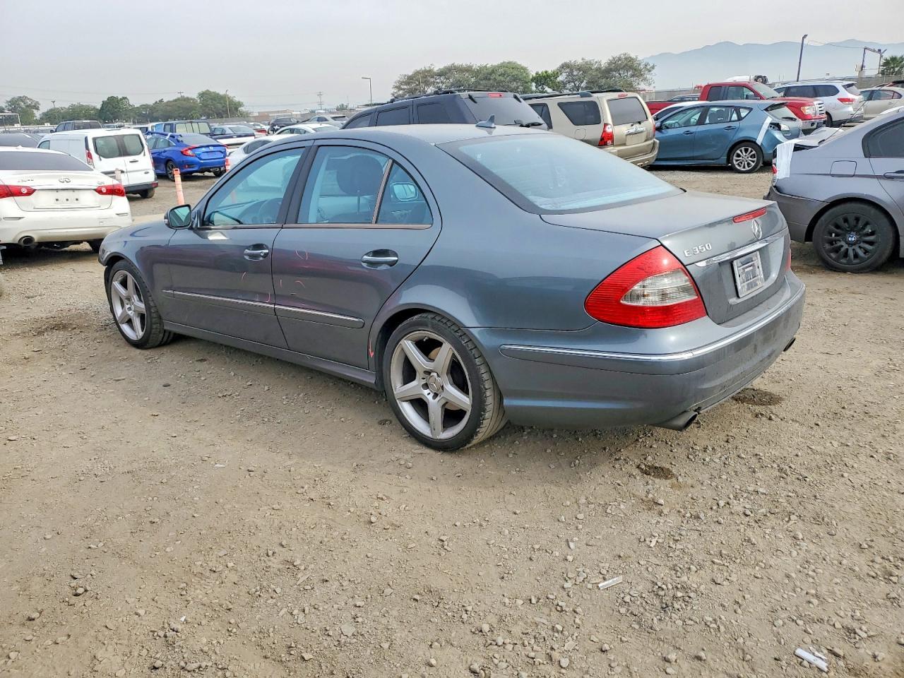 2009 MERCEDES-BENZ E-Class