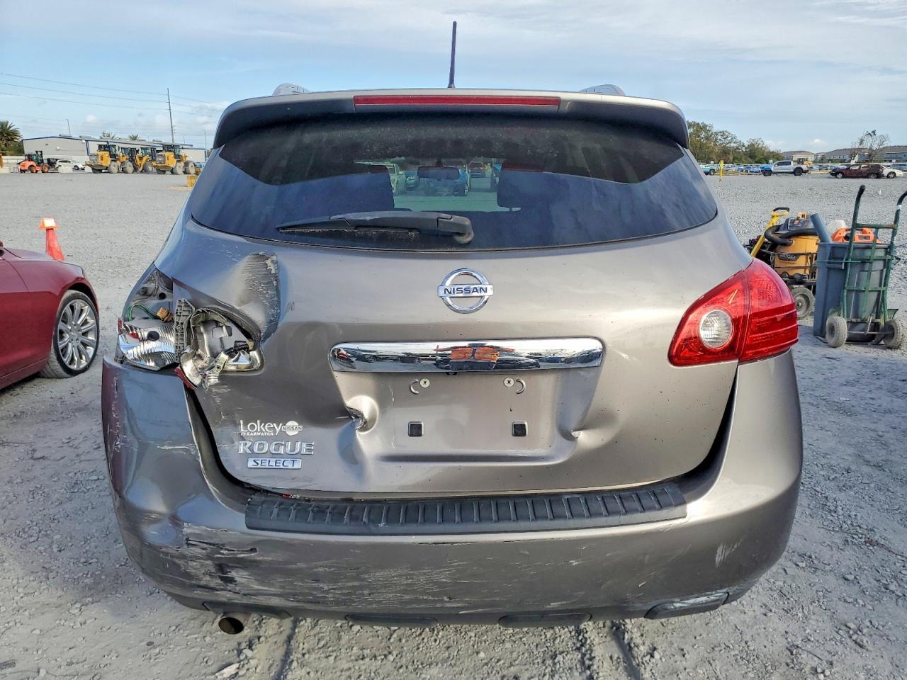 2015 NISSAN ROGUE