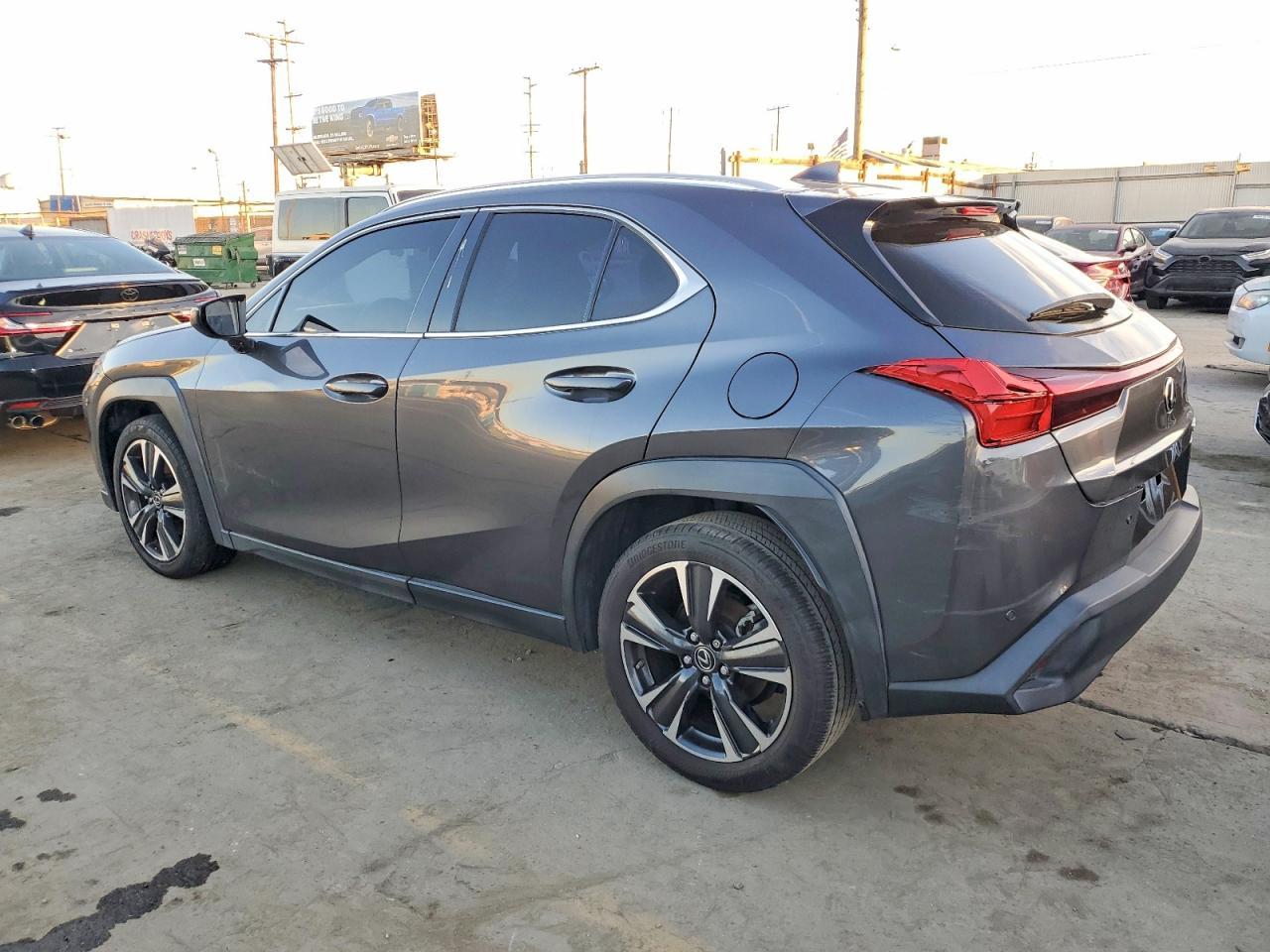 2022 LEXUS UX 200